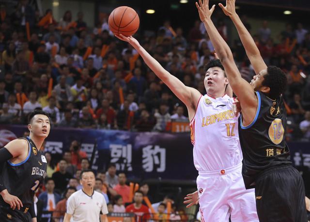 用Go语言写一场篮球赛?聊聊视频直播CBA广厦VS深圳的那些并发事儿 用Go语言写一场篮球赛?聊聊视频直播CBA广厦VS深圳的那些并发事儿